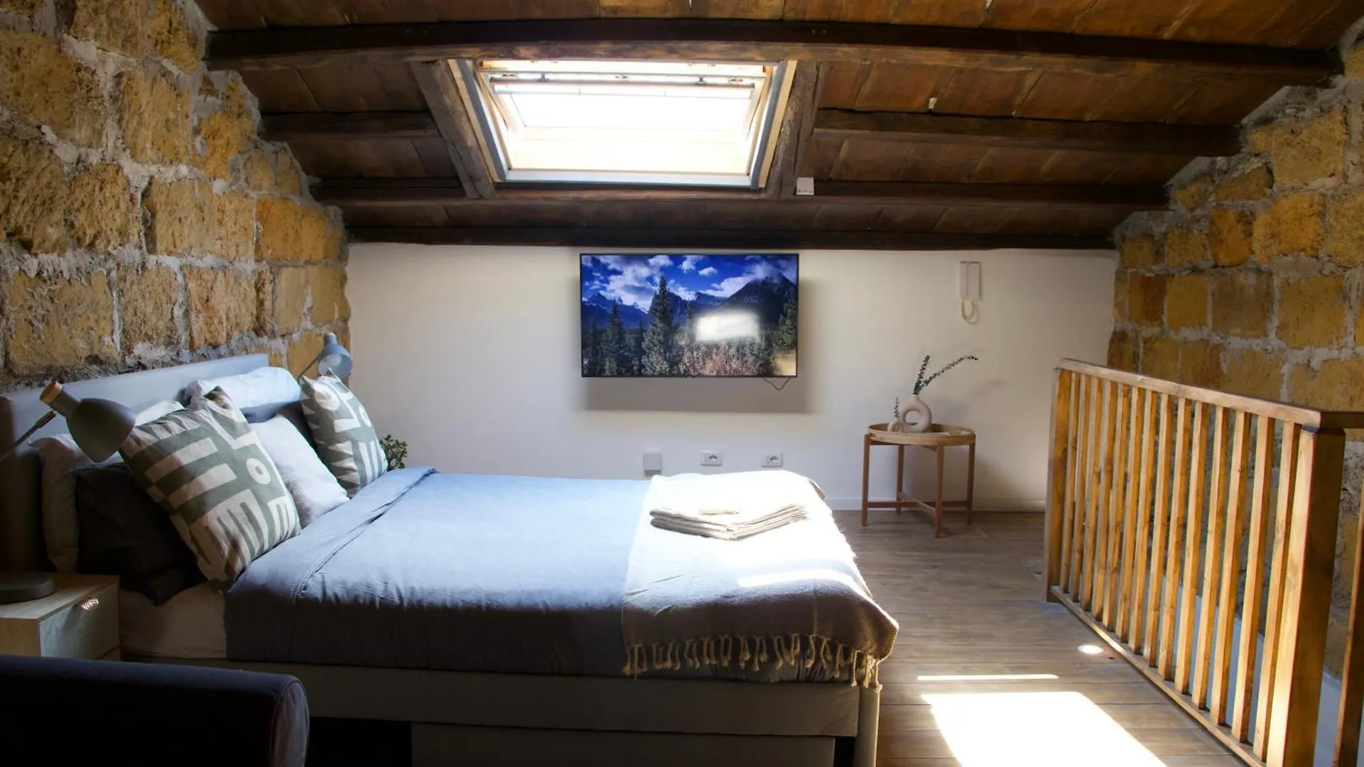 Sandstone Loft Close To Center Palermo 0*,  Italy
