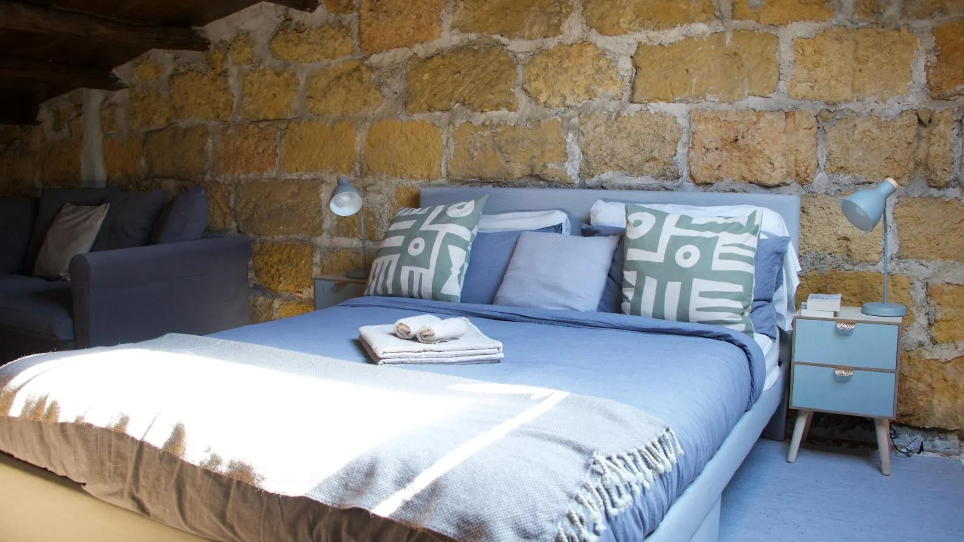 Apartment Sandstone Loft Close To Center Palermo