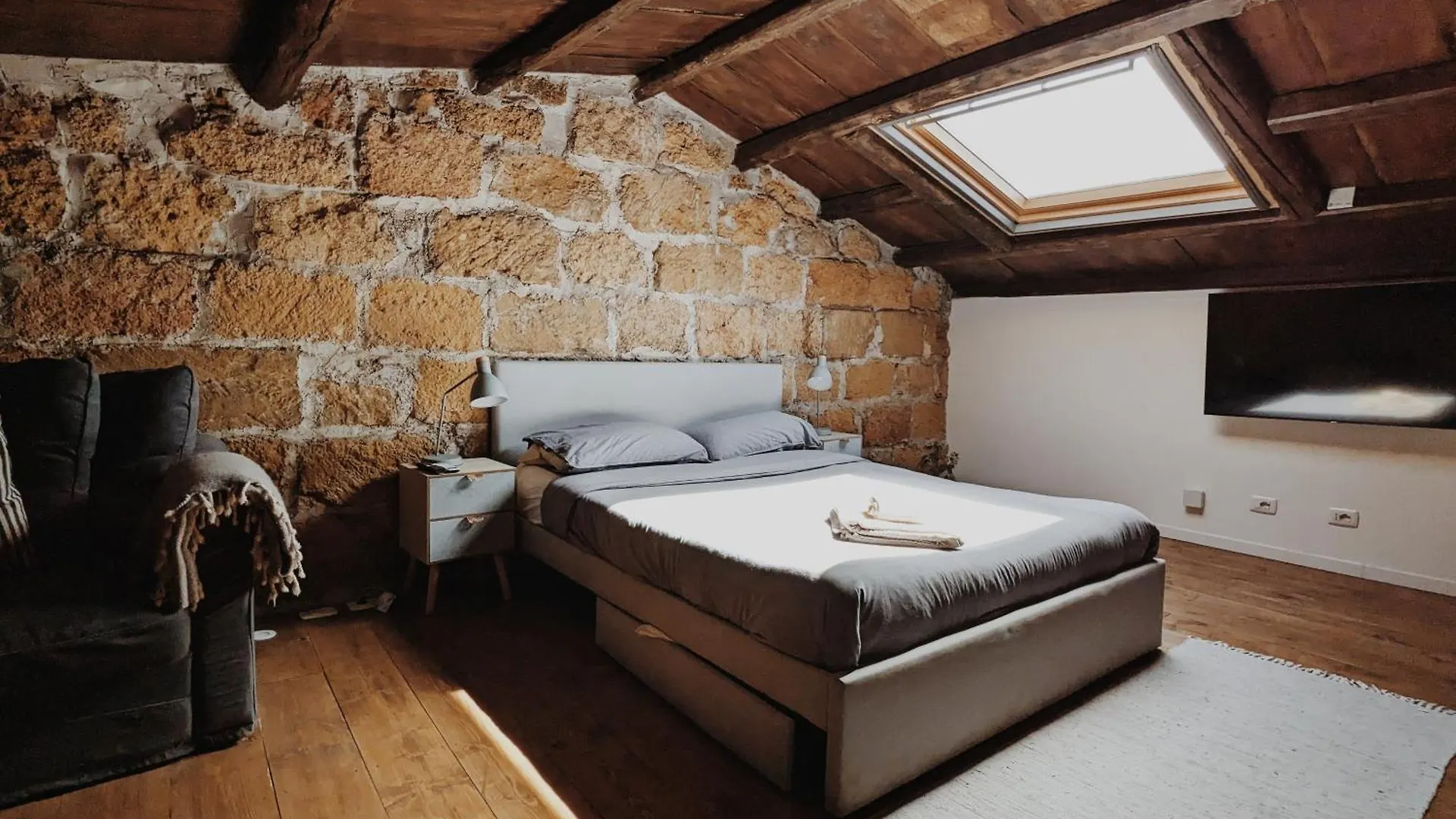 Sandstone Loft Close To Center Palermo